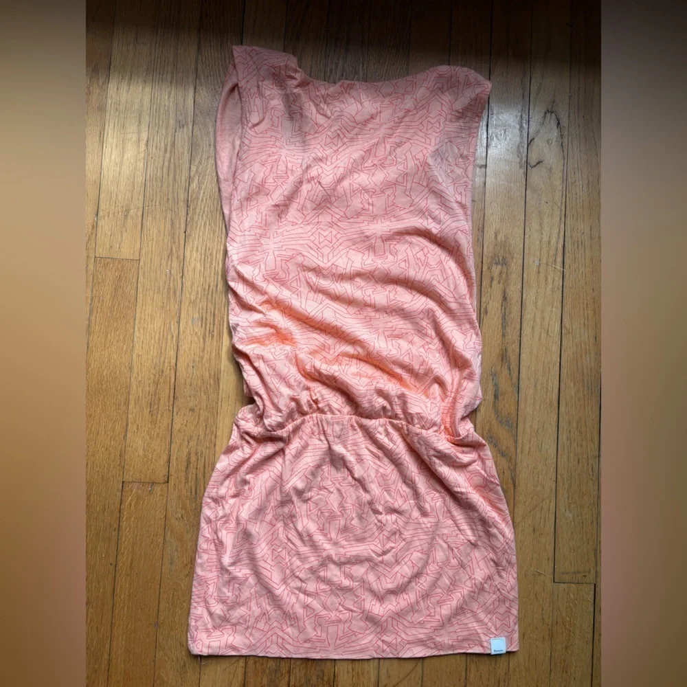 Bench dress - Picture 3 of 9